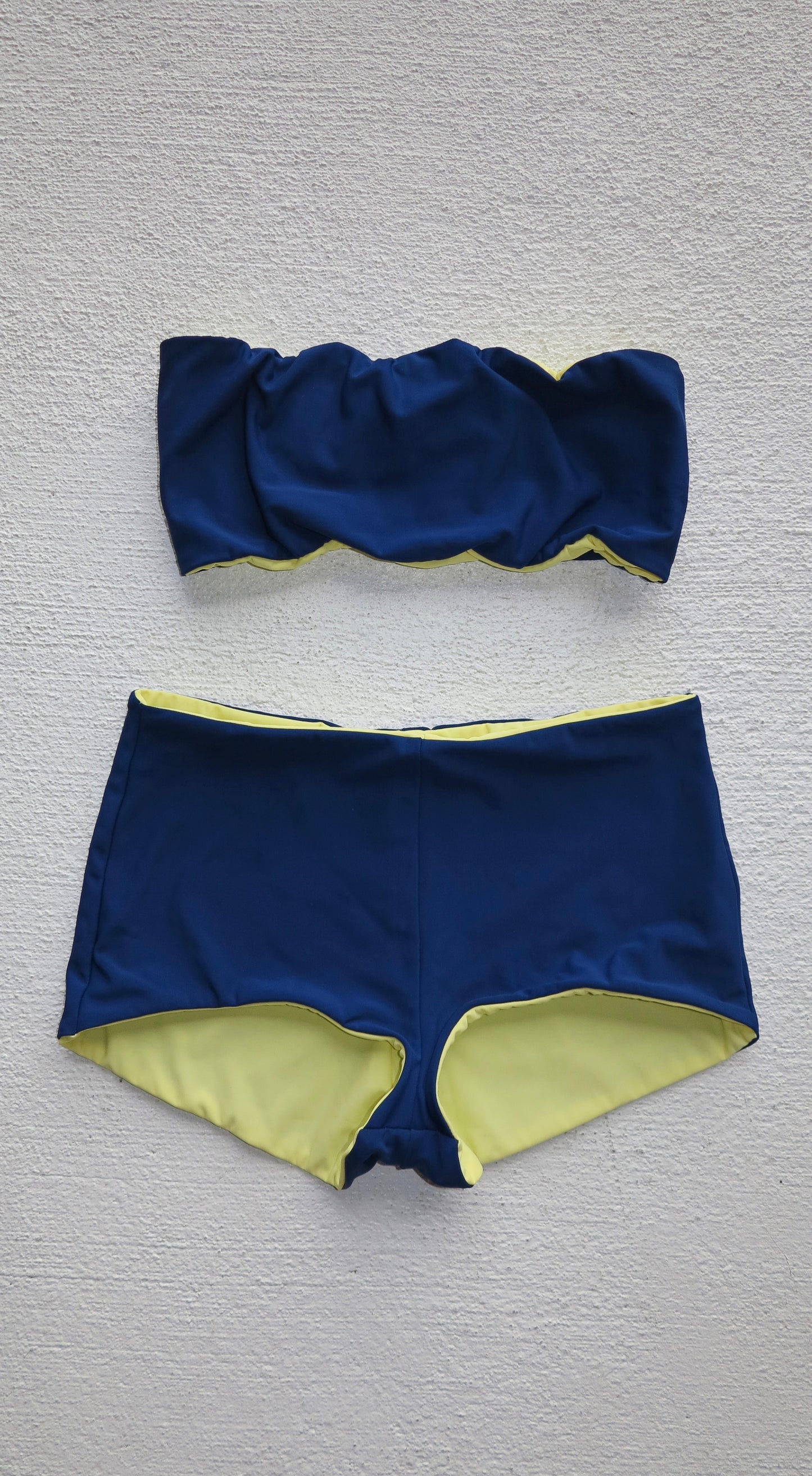 Yacht Club Reversible Bikini Top